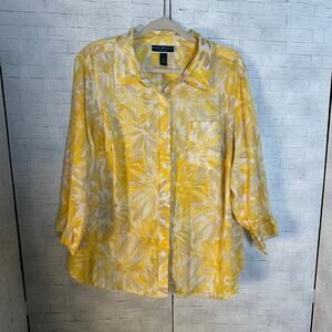 Karen Scott women’s lightweight button-up blouse cream & yellow floral plus size